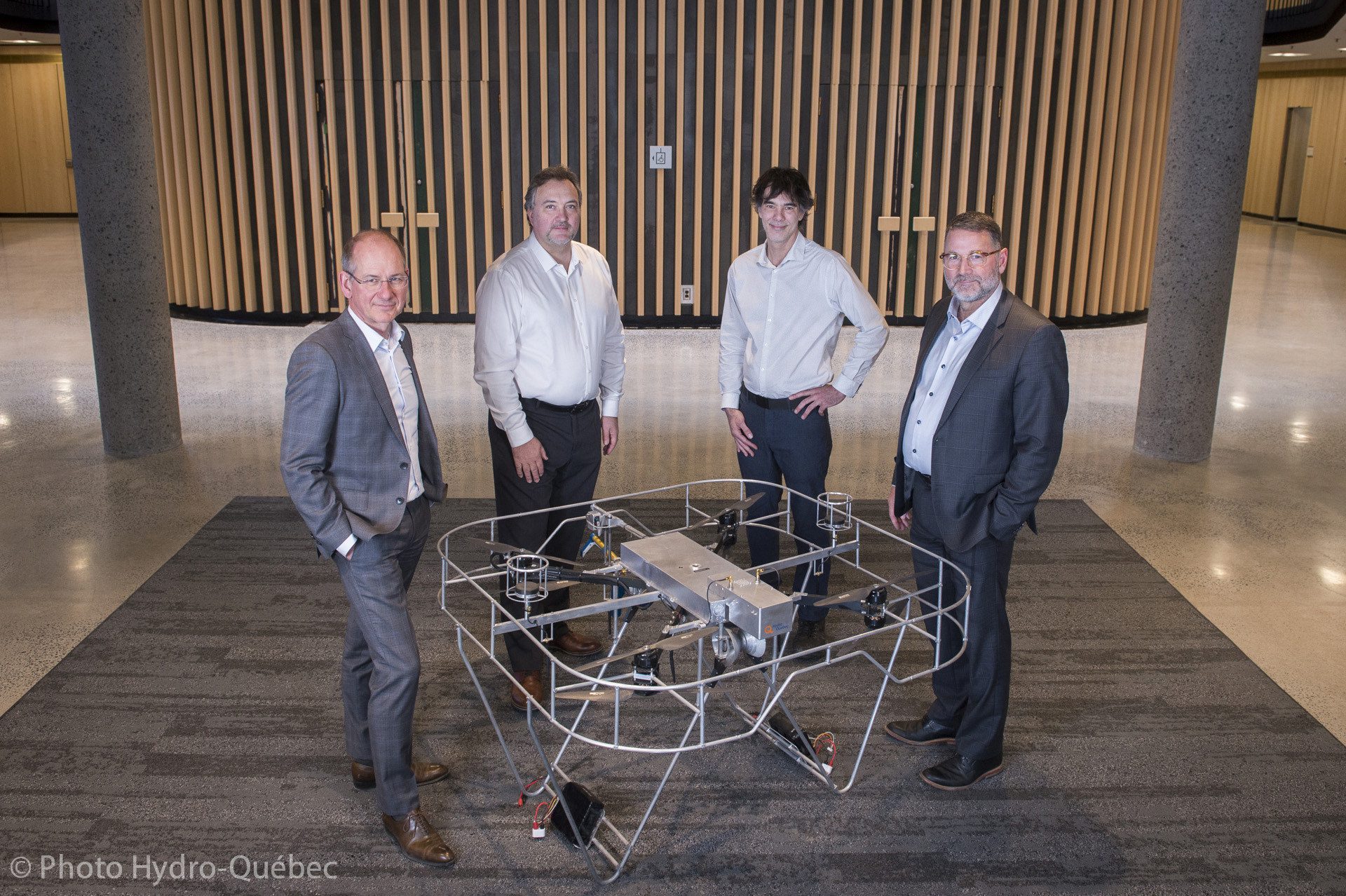 Signature d&rsquo;un protocole d&rsquo;entente entre un expert français en IA et Hydro-Québec