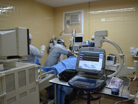 COVID-19: UN DÉFI À 200 000 $ POUR FABRIQUER DES RESPIRATEURS ARTIFICIELS