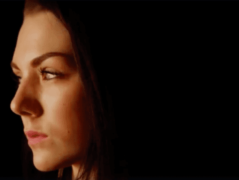 LIRE LES ÉMOTIONS DES EMPLOYÉS CONFINÉS