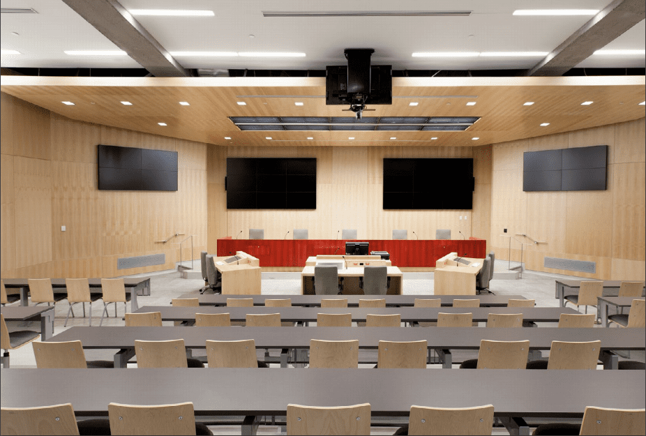 PALAIS DE JUSTICE NULLE PART?