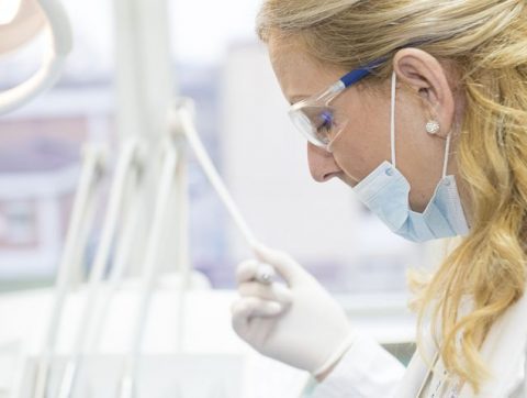 DES ENTREPRISES CANADIENNES S&rsquo;ASSOCIENT POUR CRÉER UN BIO-MASQUE MÉDICAL