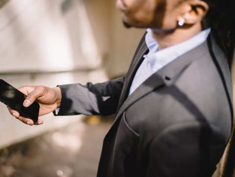 LE LANCEMENT DE L&rsquo;APPLI DE TRAÇAGE REPORTÉ EN ONTARIO