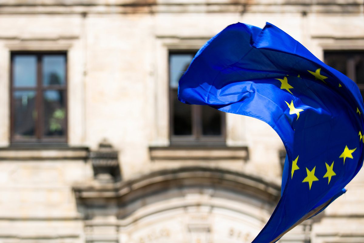 [ANALYSE] L&rsquo;Europe secoue l&rsquo;écosystème de l&rsquo;IA, passant de la confiance aux régulations !