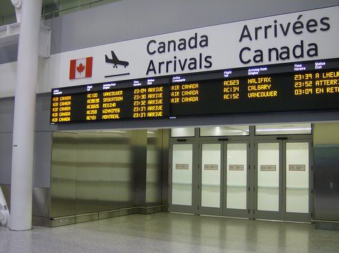 COVID-19 : L&rsquo;Aéroport Pearson de Toronto déploie son plus récent effort de dépistage