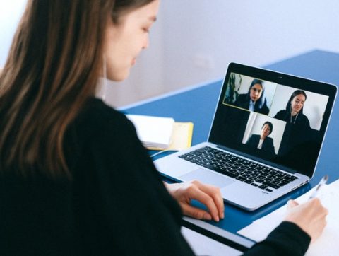 ULaval : Une série de webinaires gratuits sur l&rsquo;IA et les données cet automne