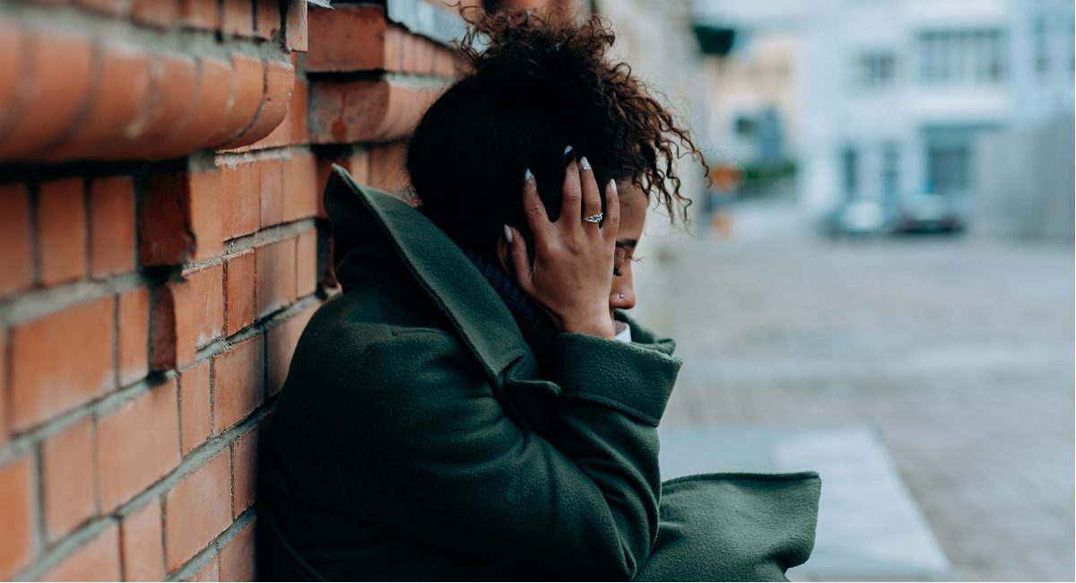 Comment l’intelligence artificielle reproduit et amplifie le racisme