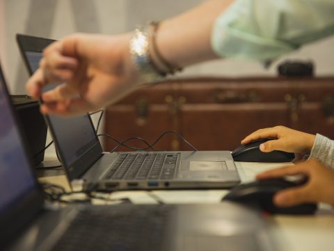 Québec annonce 10 millions de dollars pour l&rsquo;intelligence numérique en éducation