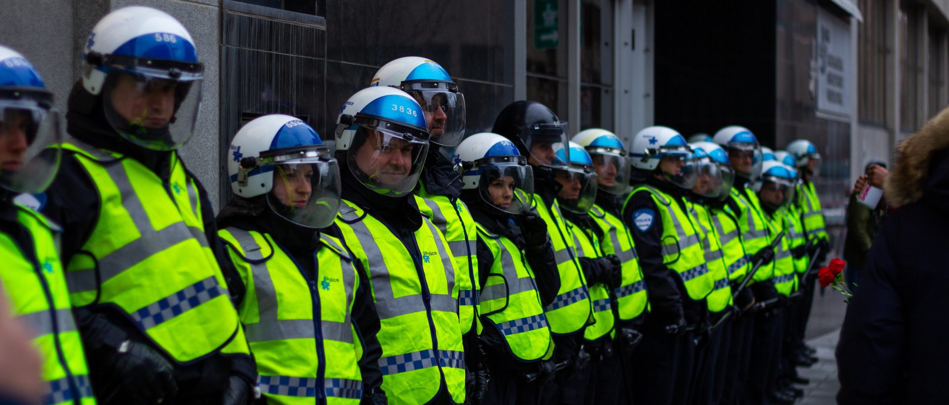 L&rsquo;IA pour contrôler le contenu sensible diffusé en direct sur le web