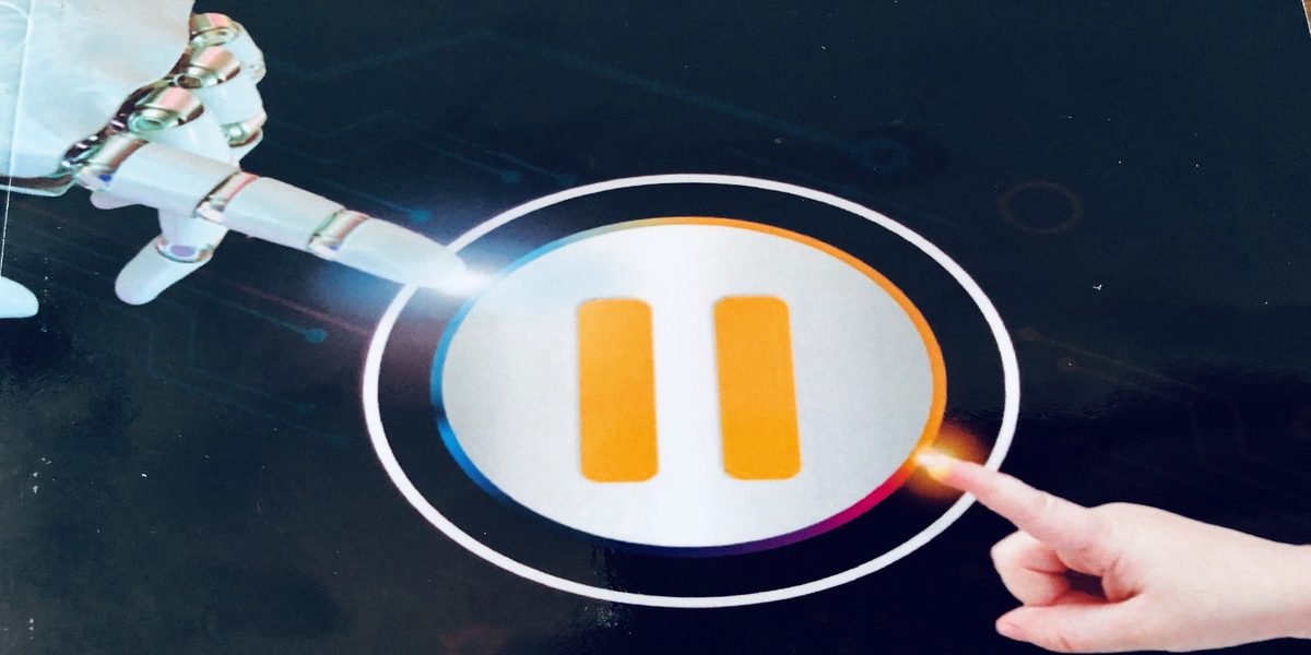 Éthique et intelligence artificielle : la nécessité de faire une pause