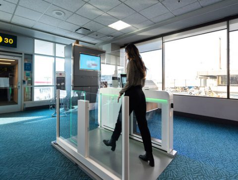 La reconnaissance faciale maintenant utilisée dans des aéroports au Canada