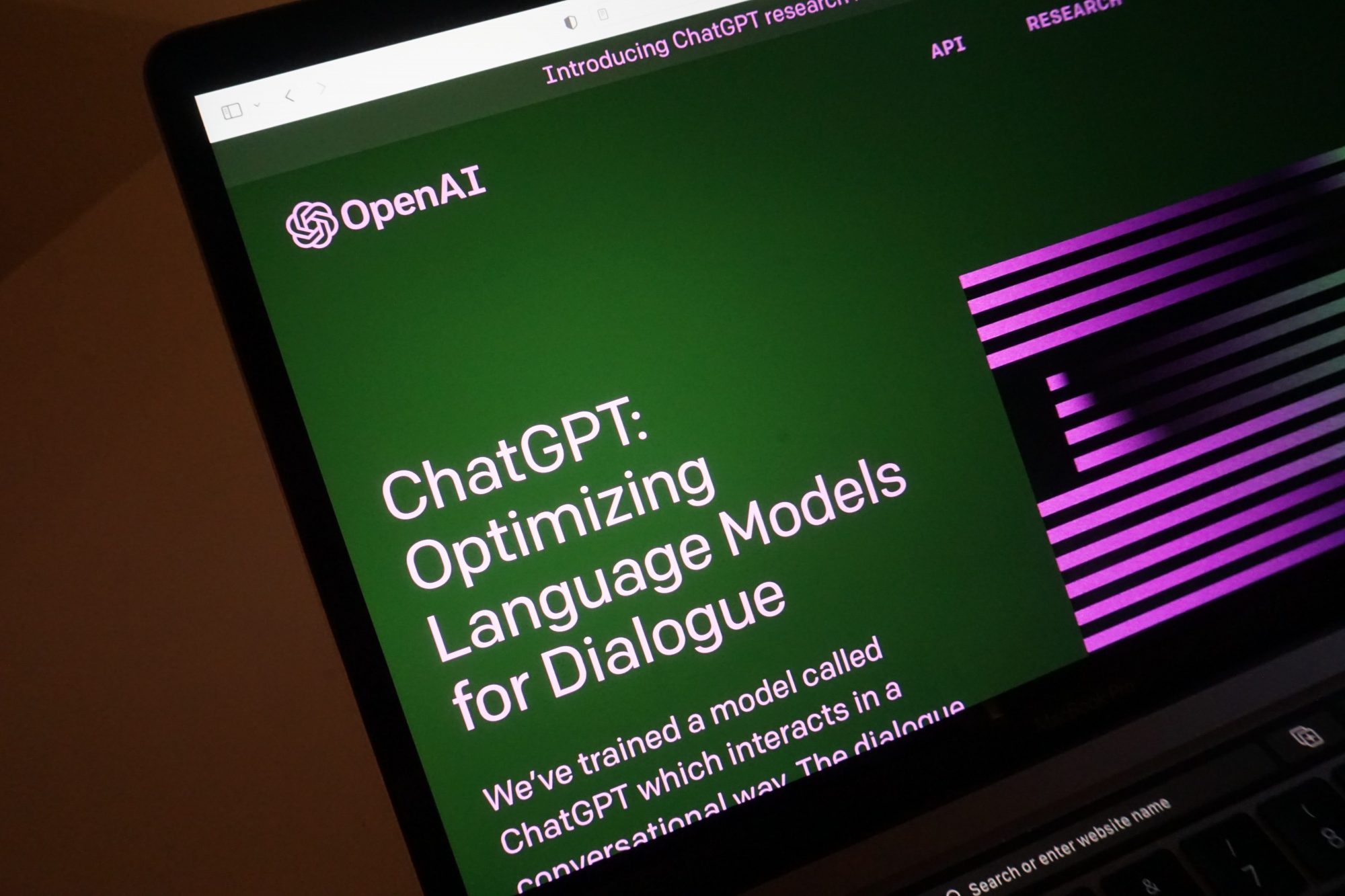 ChatGPT et nos démocraties : entre jouissance et péril