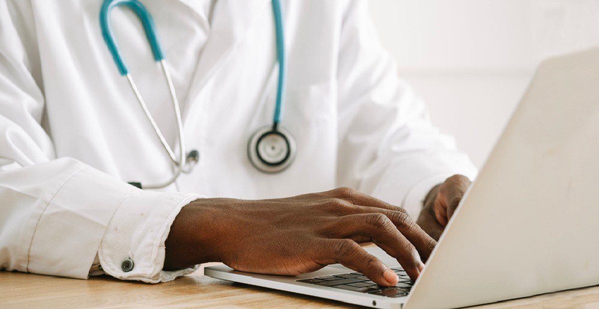 Télémédecine : un système de santé à deux vitesses