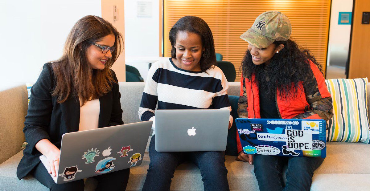 Un « midi inspirant » pour célébrer les compétences technologiques et numériques des femmes