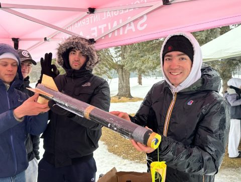 Des étudiants qui vont « jusqu&rsquo;au ciel » pour apprendre les sciences
