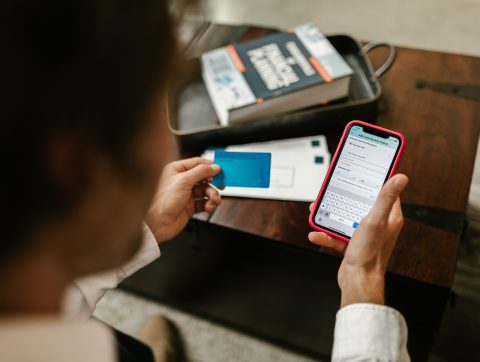 Gestion des données : les secteurs les plus et les moins sécuritaires selon les Canadiens