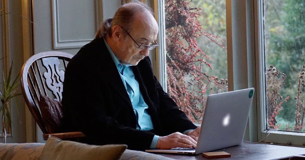 Nos aînés victimes de fraudes : quelles solutions pour les éviter ?