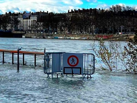 Inondations plus fréquentes dues au réchauffement climatique : mieux s&rsquo;y préparer