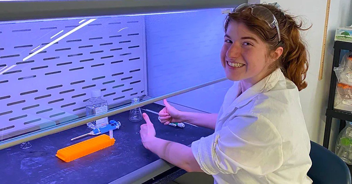 À 19 ans, elle étudie les effets toxiques de la cigarette électronique