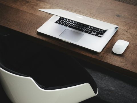 IA au travail : Usage clandestin et révolution digitale