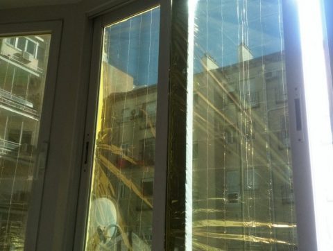 [Fresh Touch] Niveau intermédiaire : Créer un pare-soleil climatiseur avec une couverture de survie