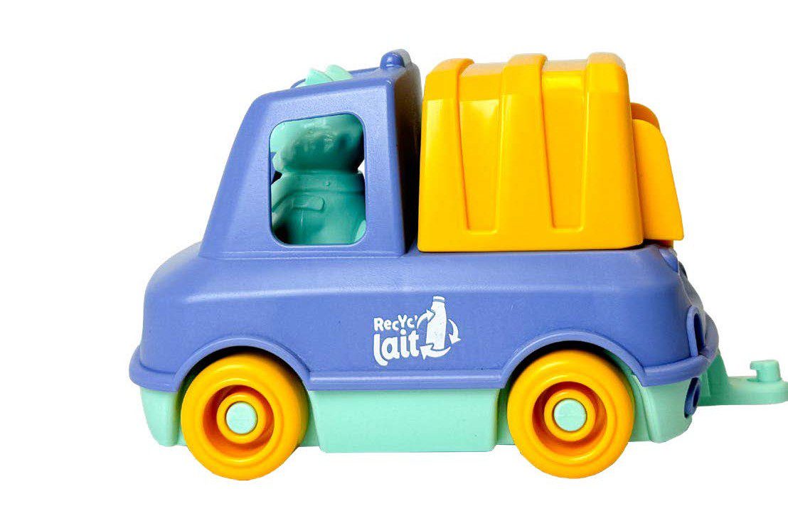 La firme Lactel s&rsquo;associe à un fabricant de la région lyonnaise pour recycler ses bouteilles de lait en jouets